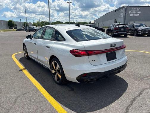 Glacier White Metallic 2026 Audi A5