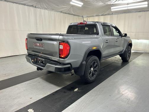 Sterling 2023 GMC Canyon Elevation