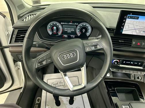 2023 Audi Q5 45 S line quattro Premium