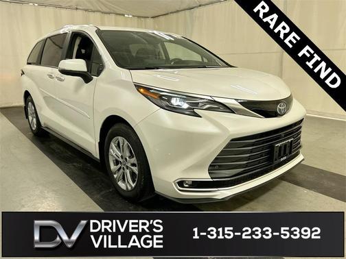 2024 Toyota Sienna Platinum 7 Passenger