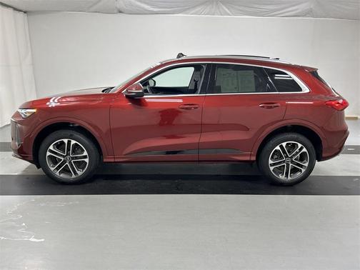 2025 Audi Q5 2.0T quattro Premium