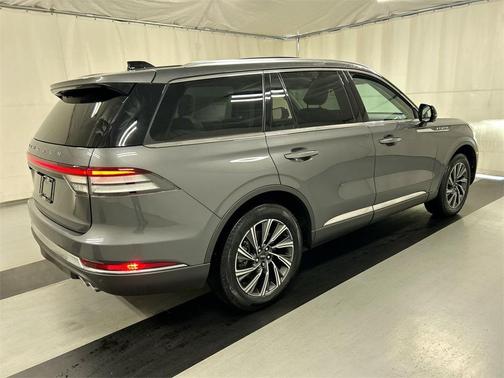 2025 Lincoln Aviator Premiere