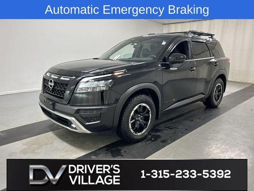 Black 2024 Nissan Pathfinder Rock Creek