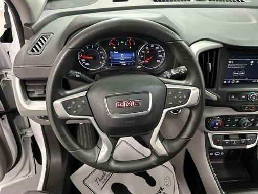 Summit White 2023 GMC Terrain SLE