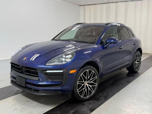 2025 Porsche Macan Base