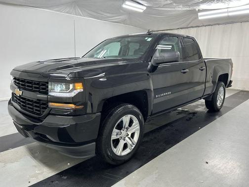 Black 2018 Chevrolet Silverado 1500 Custom