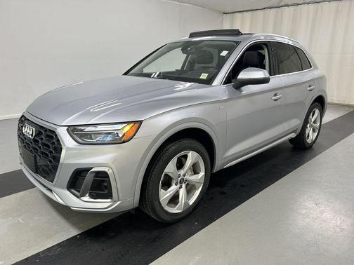 2023 Audi Q5 45 S line quattro Premium