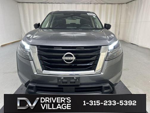 Gun Metallic 2023 Nissan Pathfinder S