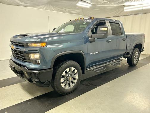 2024 Chevrolet Silverado 2500 Custom