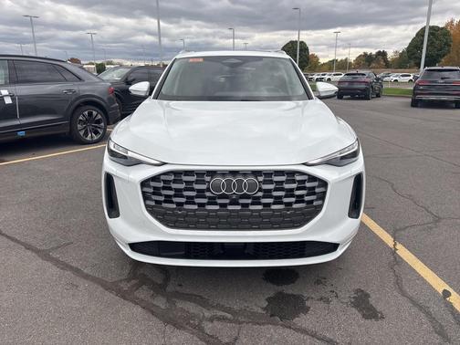 2025 Audi Q5 2.0T quattro Premium