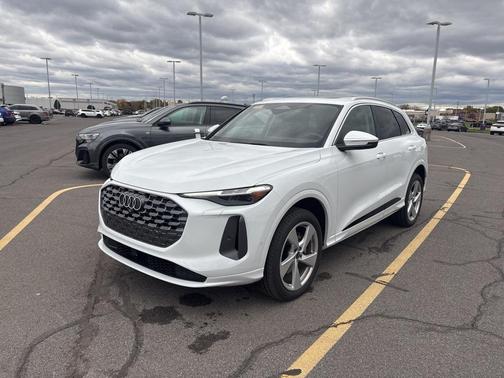 2025 Audi Q5 2.0T quattro Premium