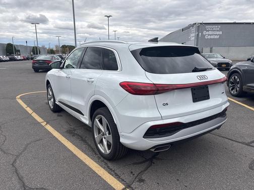 2025 Audi Q5 2.0T quattro Premium