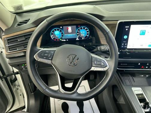 2025 Volkswagen Atlas 2.0T SE