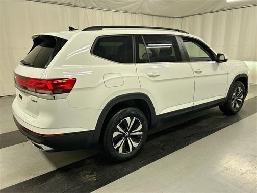 2025 Volkswagen Atlas 2.0T SE