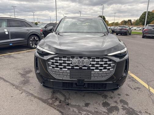 2025 Audi Q5 2.0T quattro Premium