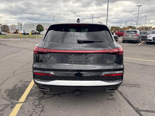 2025 Audi Q5 2.0T quattro Premium