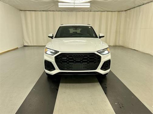 2025 Audi Q5 45 S line quattro Premium