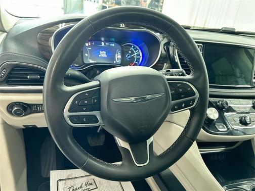 2023 Chrysler Pacifica Hybrid Limited