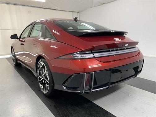 2025 Hyundai IONIQ 6 SEL
