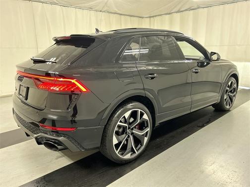 2024 Audi RS Q8 4.0T quattro