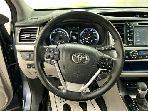 2017 Toyota Highlander Hybrid Limited Platinum