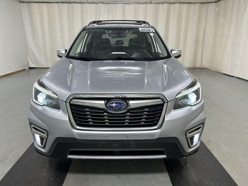 Ice Silver Metallic 2021 Subaru Forester Touring