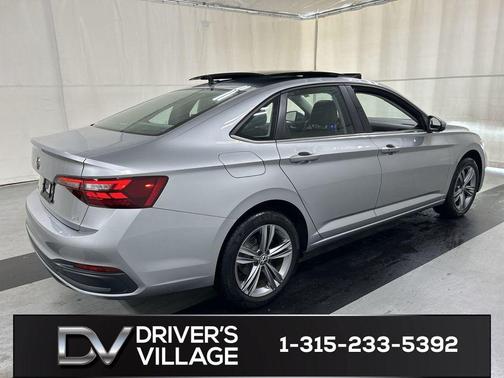 Pyrite Silver Metallic 2023 Volkswagen Jetta 1.5T SE