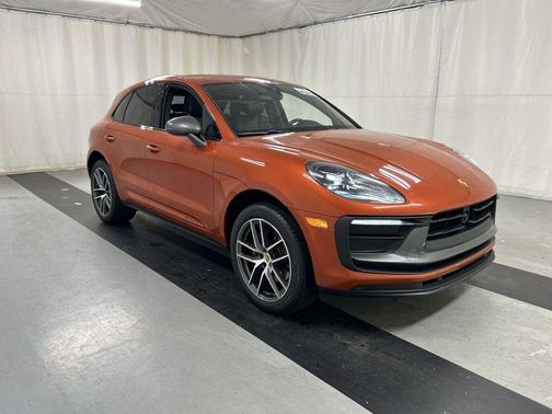 Papaya Metallic 2023 Porsche Macan T