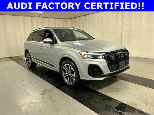 2025 Audi Q7 45 Premium Plus