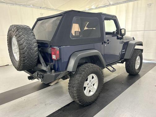 True Blue Pearlcoat 2013 Jeep Wrangler Sport