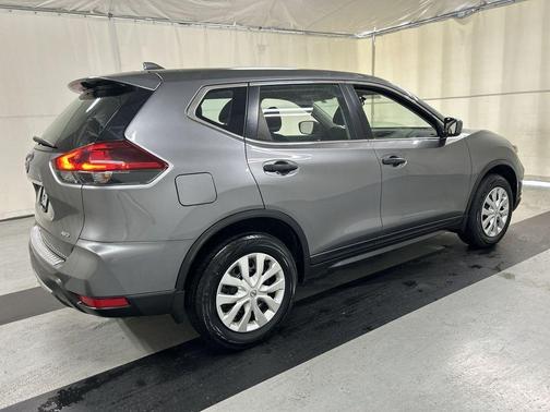 Gun Metallic 2018 Nissan Rogue S
