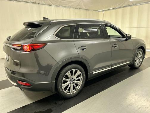 2022 Mazda CX-9 Signature