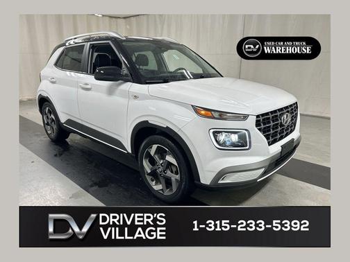 Ceramic White 2023 Hyundai VENUE Limited