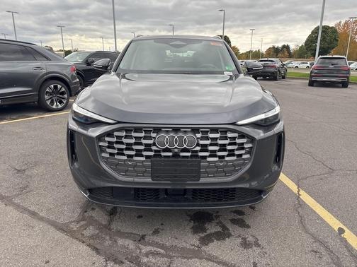 2025 Audi Q5 2.0T quattro Premium