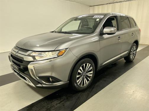 2020 Mitsubishi Outlander SE