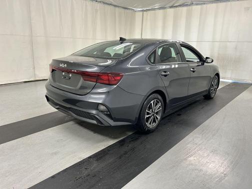 Gravity Gray 2024 Kia Forte LXS