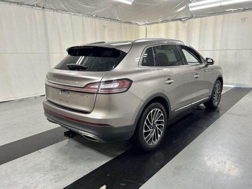 Mocha 2019 Lincoln Nautilus Reserve