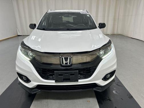 White 2021 Honda HR-V Sport
