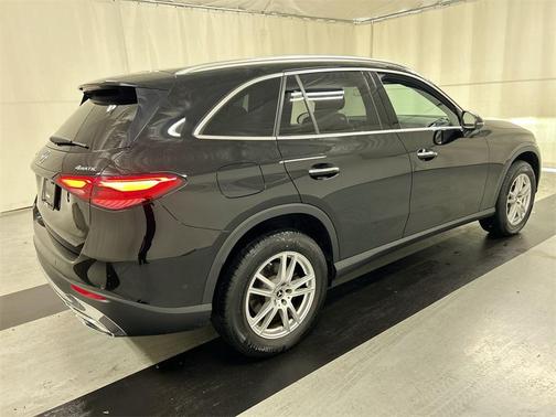 2023 Mercedes-Benz GLC 300 Base 4MATIC