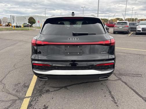 2025 Audi Q5 2.0T quattro Premium