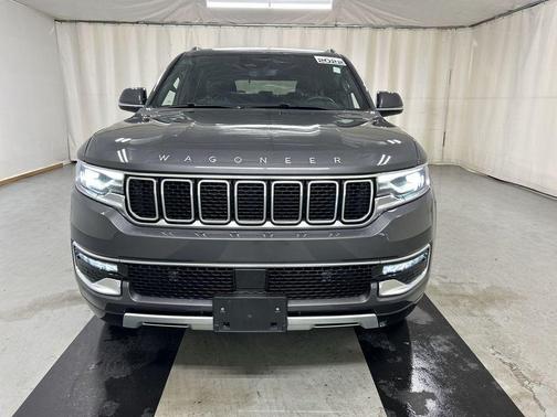 Metallic 2022 Jeep Wagoneer Series II