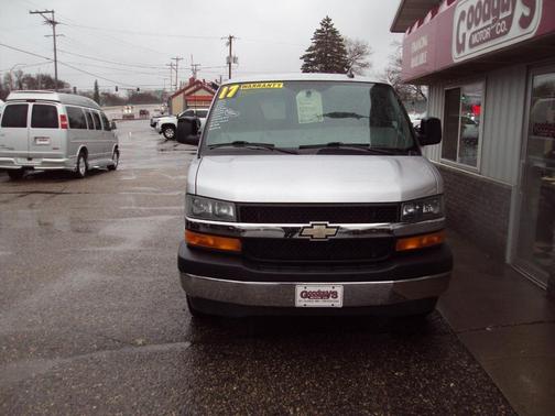 2017 Chevrolet Express 3500 LT