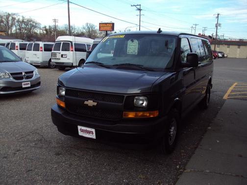2017 Chevrolet Express 2500 LS