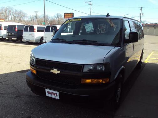 2019 Chevrolet Express 3500 LS