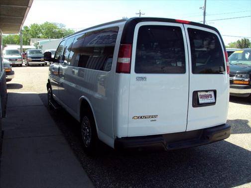 2014 Chevrolet Express 1500 LS