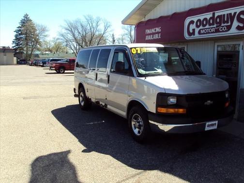 2007 Chevrolet Express 1500 Base