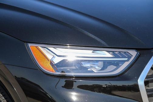 2022 Audi Q5 45 S line quattro Premium