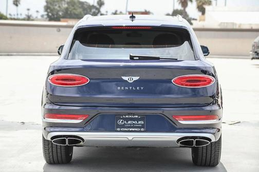 2023 Bentley Bentayga Azure