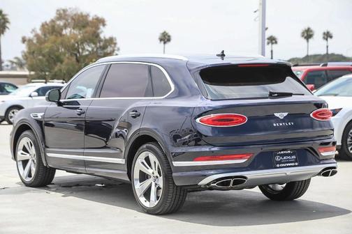 2023 Bentley Bentayga Azure