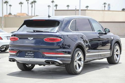 2023 Bentley Bentayga Azure